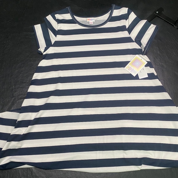 NWT LulaRoe Jessie Dress (S) - Picture 3 of 6